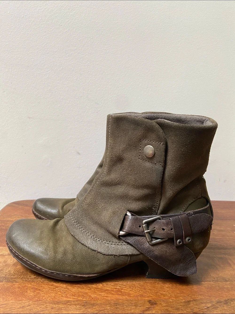 Miz Mooz Evelyn Women’s Olive Mid-Calf Boot Buckle Steampunk Boho